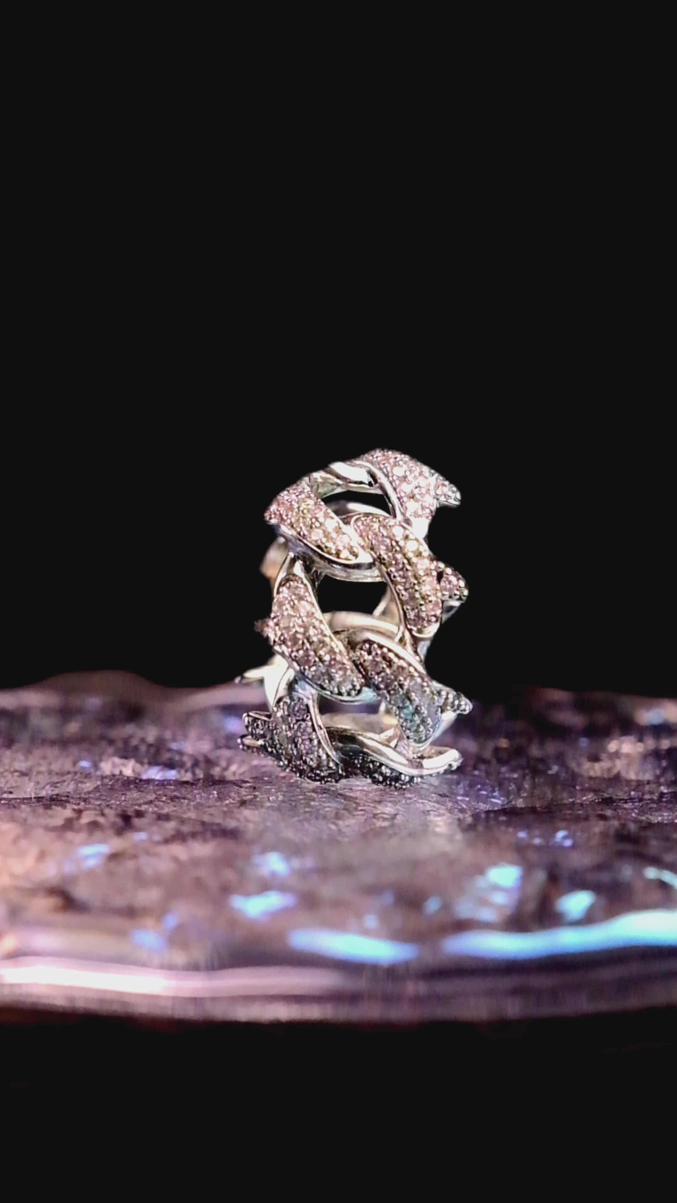 "Fatal Thorn" - Gilded Thorn Ring